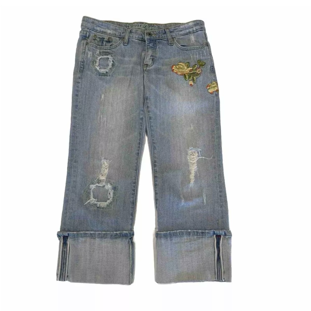 Picasso Light Wash Distressed Embroidered Cropped Low Rise Jeans Juniors…